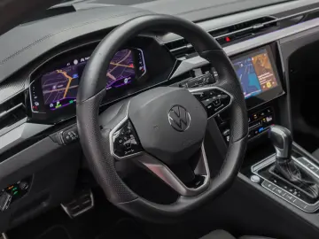 Arteon R Line eHybrid Cam360 Trapa ACC IQ Light Masaj