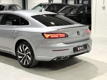 Arteon R Line eHybrid Cam360 Trapa ACC IQ Light Masaj