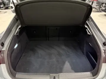 Arteon R Line eHybrid Cam360 Trapa ACC IQ Light Masaj