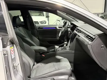 Arteon R Line eHybrid Cam360 Trapa ACC IQ Light Masaj