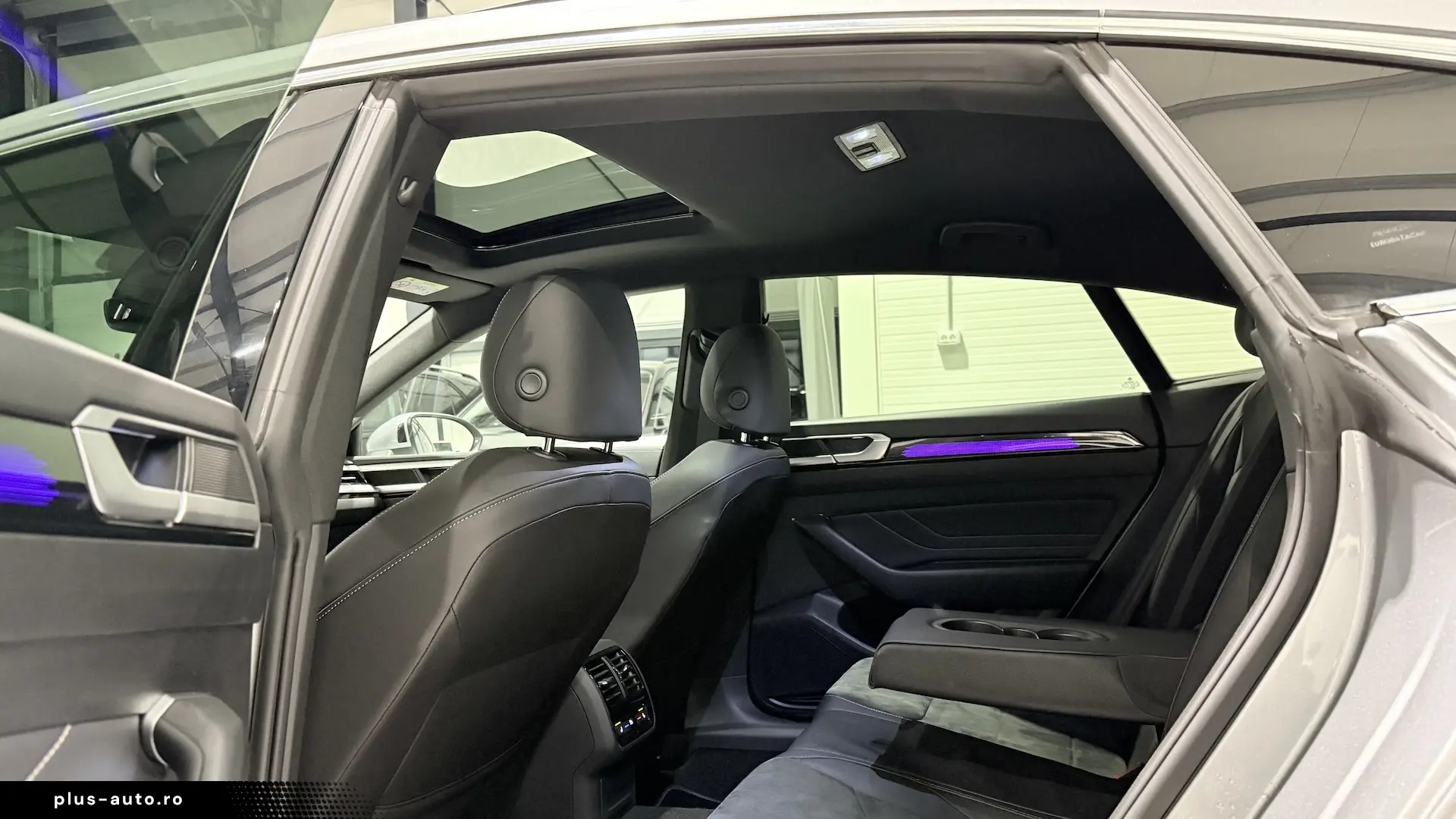 Arteon R Line eHybrid Cam360 Trapa ACC IQ Light Masaj