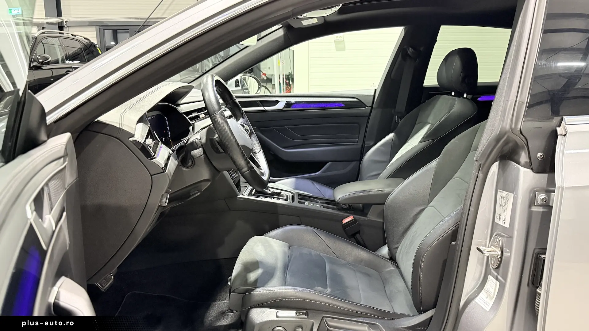 Arteon R Line eHybrid Cam360 Trapa ACC IQ Light Masaj