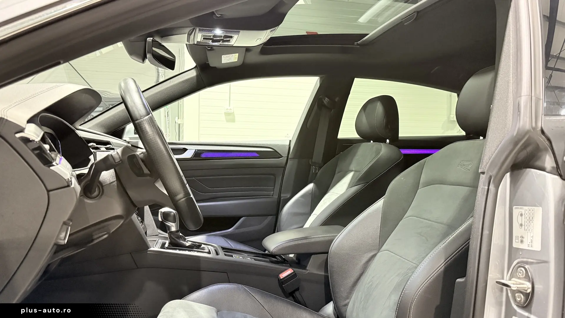 Arteon R Line eHybrid Cam360 Trapa ACC IQ Light Masaj