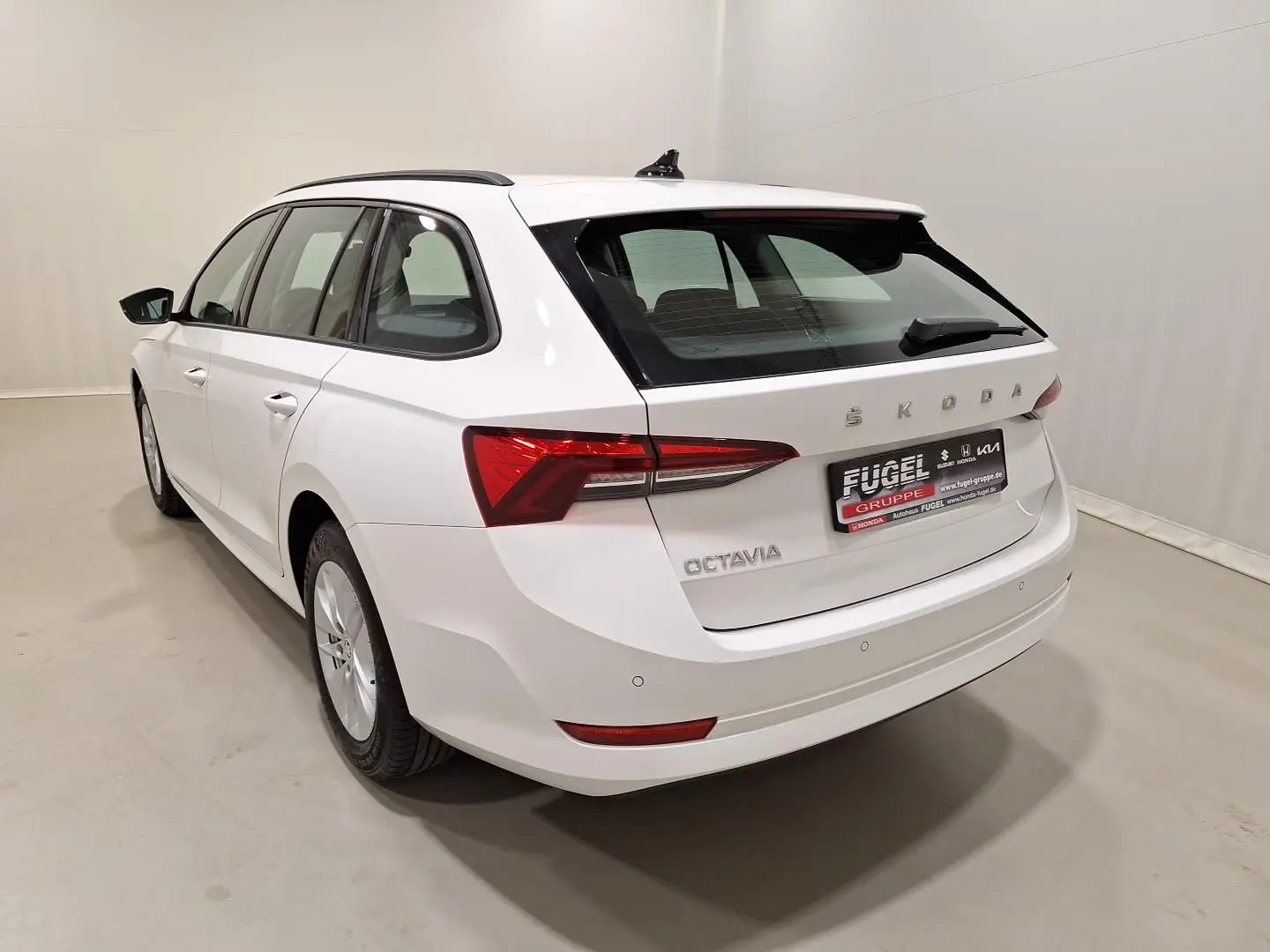 Octavia Combi 2.0 TDI DSG LED ALU Klimaauto. Tem