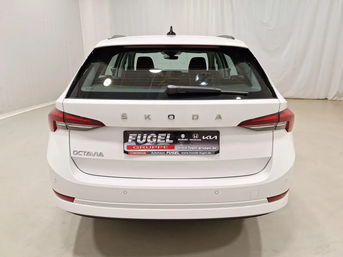 Octavia Combi 2.0 TDI DSG LED ALU Klimaauto. Tem