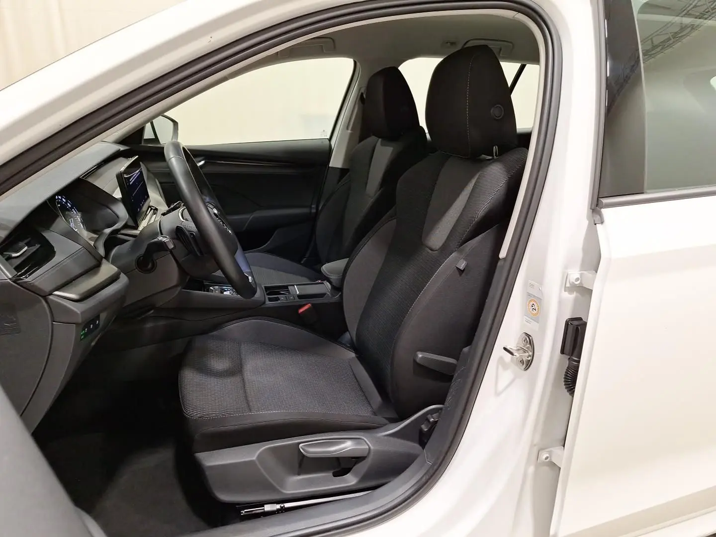 Octavia Combi 2.0 TDI DSG LED ALU Klimaauto. Tem