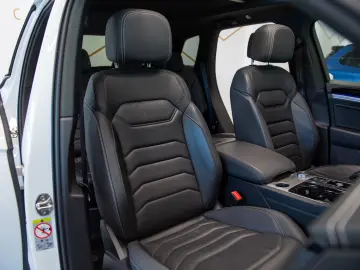 Volkswagen Touareg 3.0 V6 TDI 4MOTION Elegance