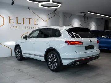 Volkswagen Touareg 3.0 V6 TDI 4MOTION Elegance