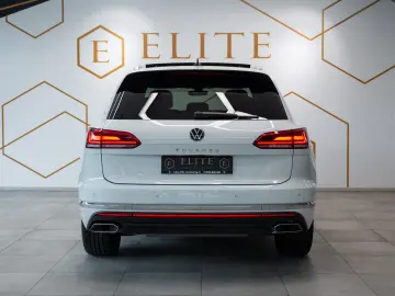 Volkswagen Touareg 3.0 V6 TDI 4MOTION Elegance