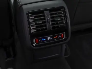 Arteon eHybrid R Line DSG IQ Light Masaj Ambientale ACC