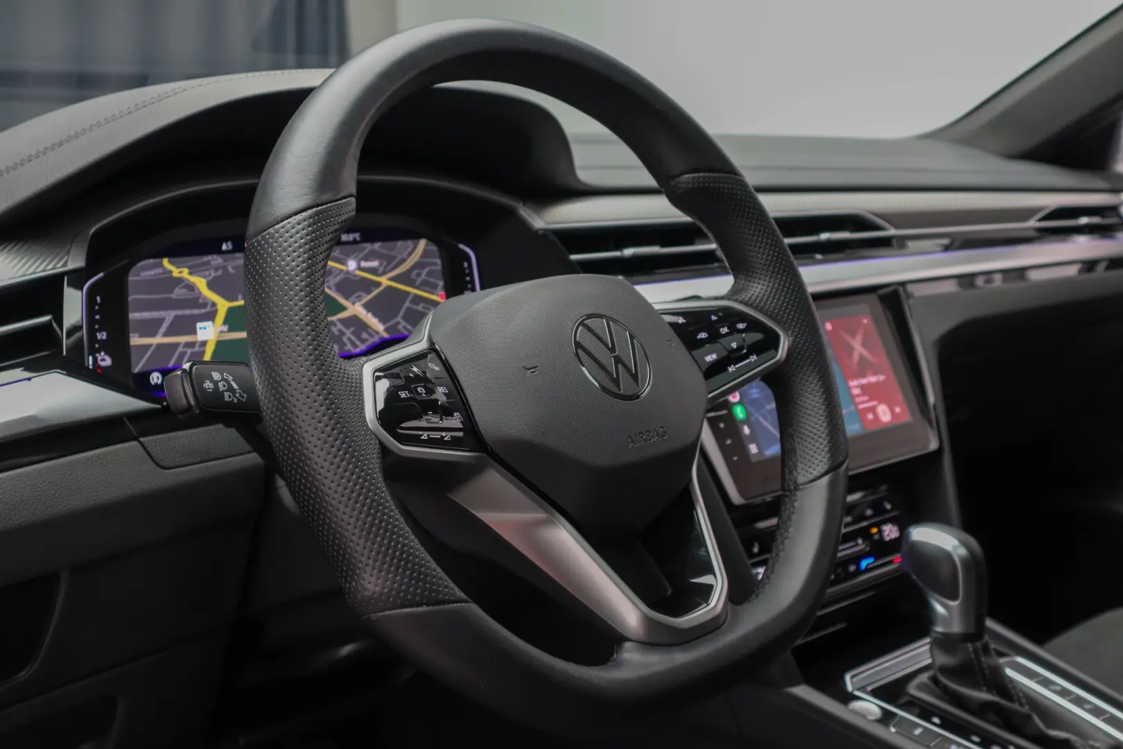 Arteon eHybrid R Line DSG IQ Light Masaj Ambientale ACC