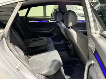 Arteon eHybrid R Line DSG IQ Light Masaj Ambientale ACC