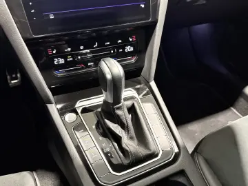 Arteon eHybrid R Line DSG IQ Light Masaj Ambientale ACC