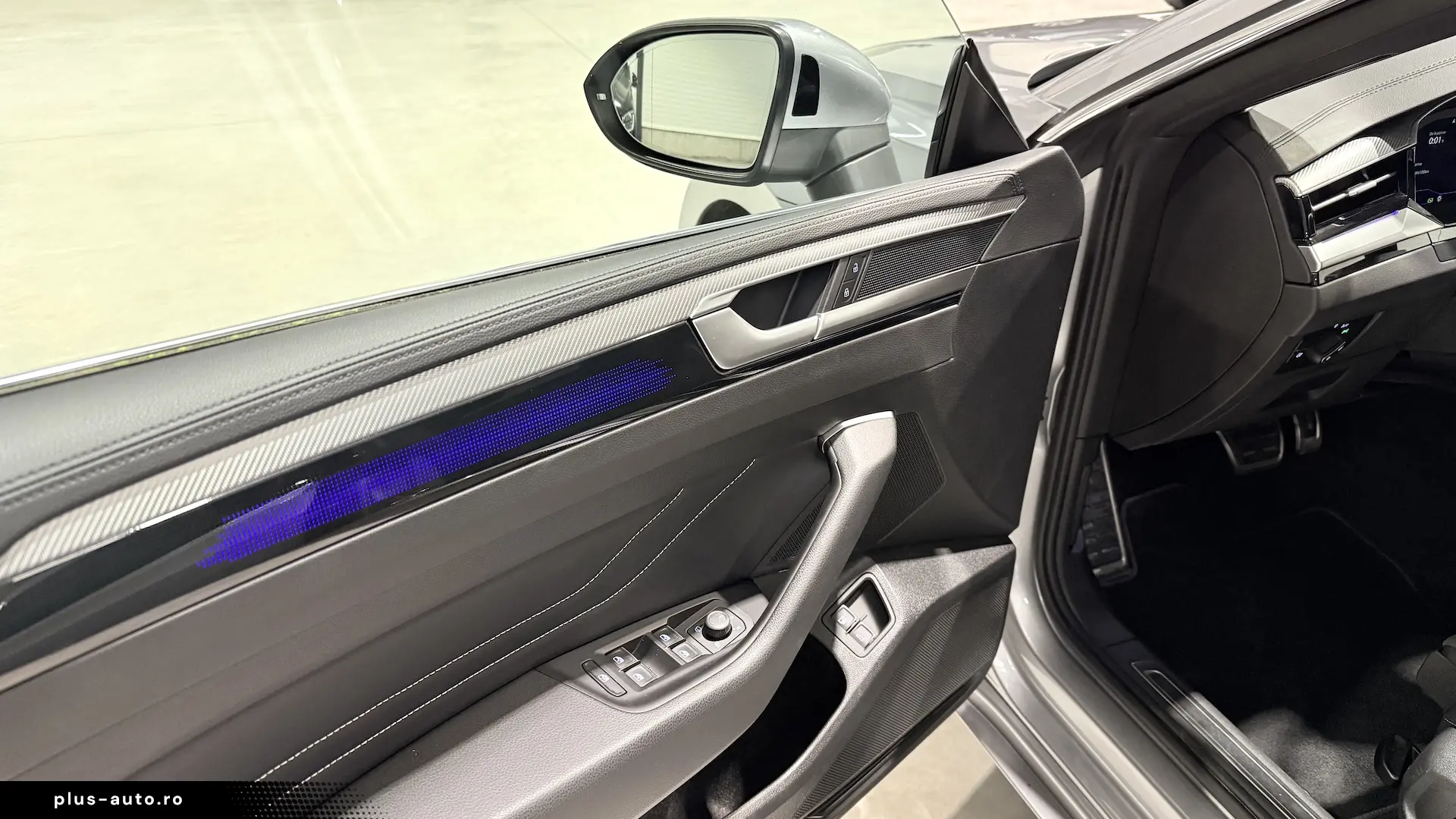 Arteon eHybrid R Line DSG IQ Light Masaj Ambientale ACC