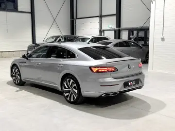 Arteon eHybrid R Line DSG IQ Light Masaj Ambientale ACC