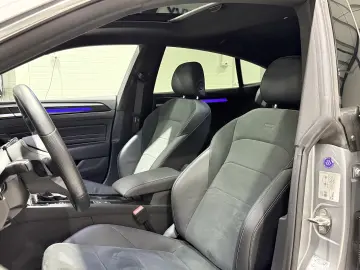 Arteon eHybrid R Line DSG IQ Light Masaj Ambientale ACC