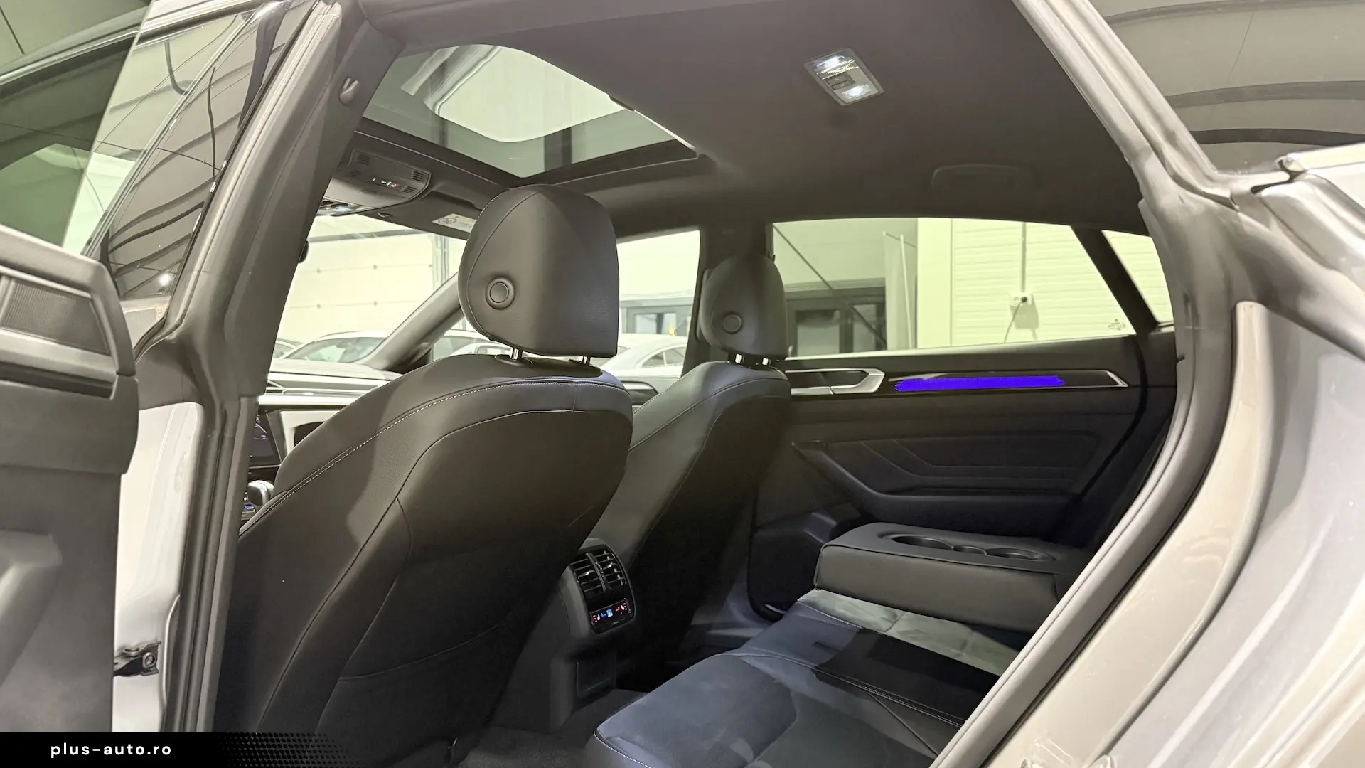 Arteon eHybrid R Line DSG IQ Light Masaj Ambientale ACC