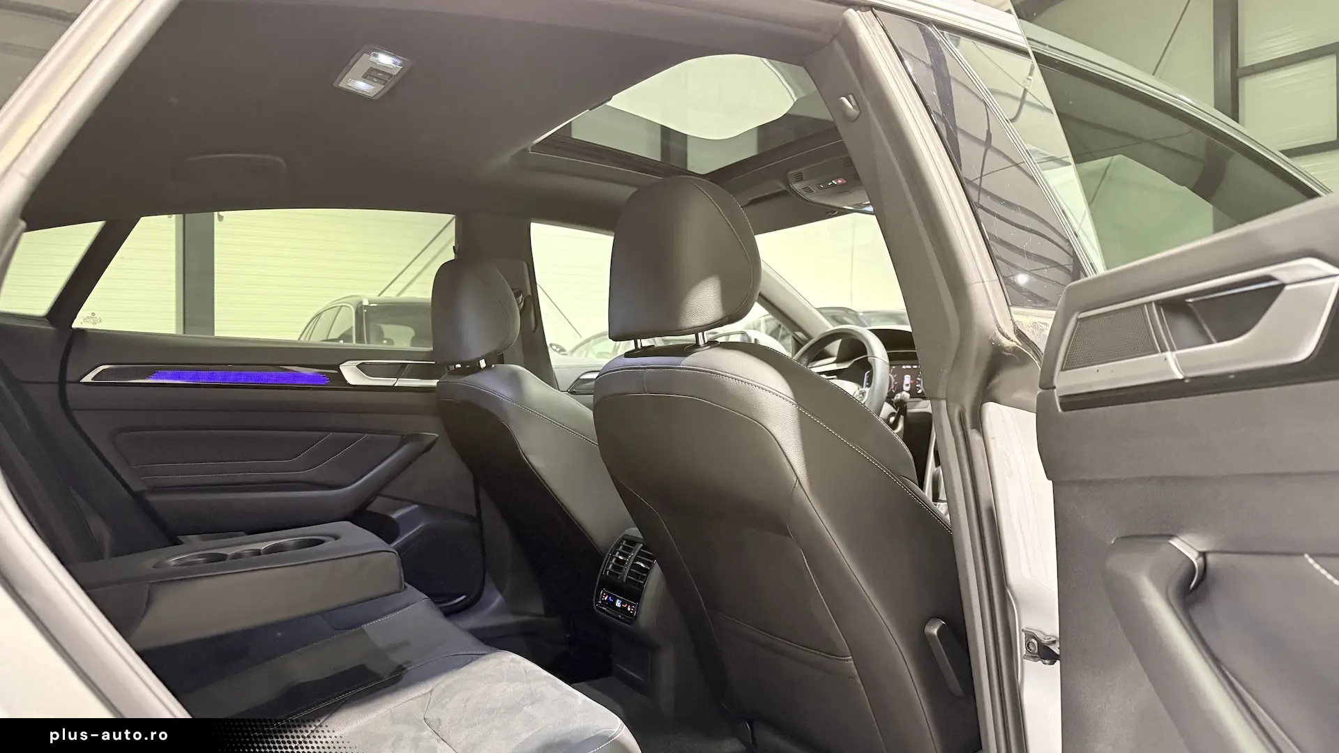 Arteon eHybrid R Line DSG IQ Light Masaj Ambientale ACC