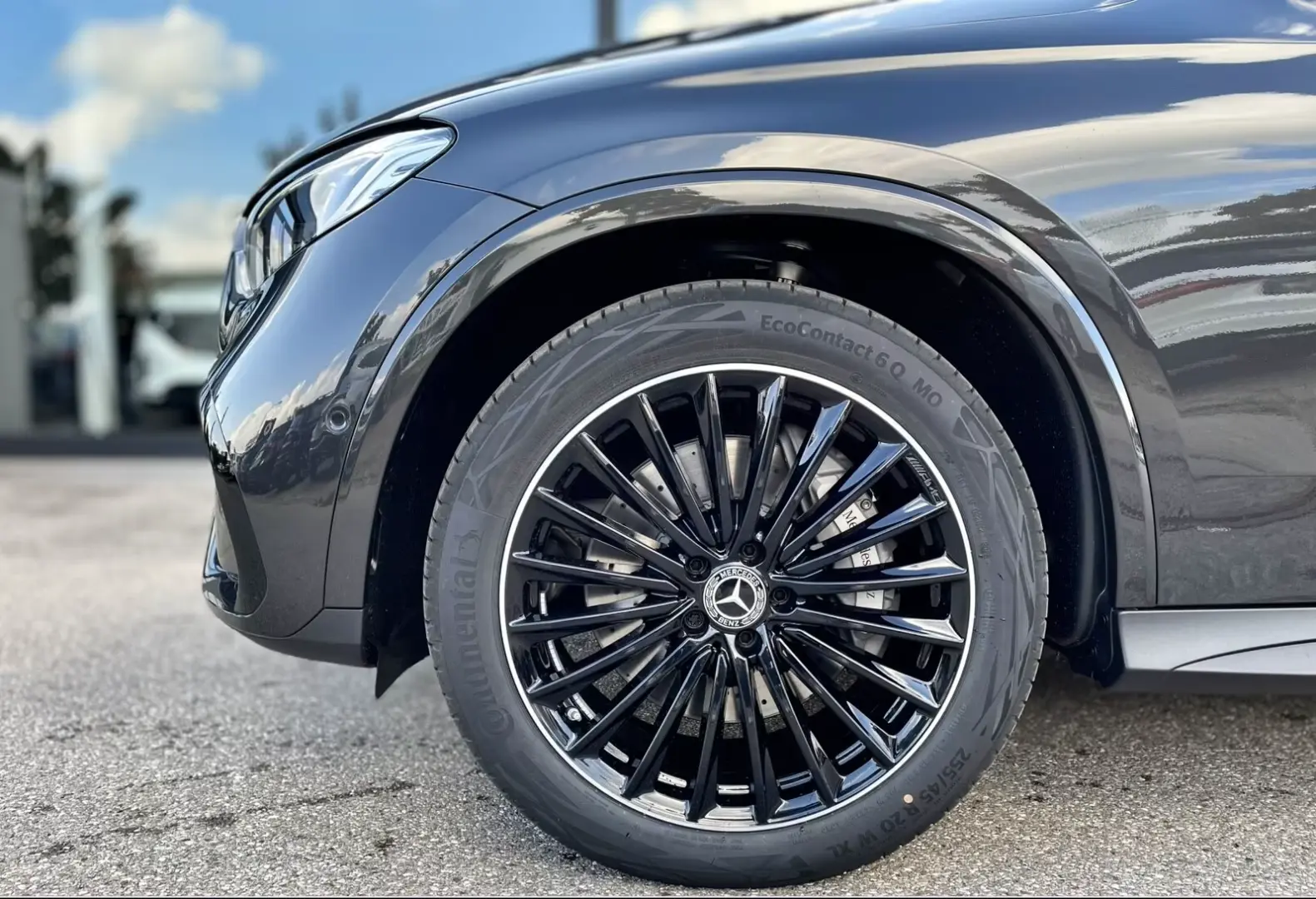 Mercedes-Benz GLC 300 4M AMG Night Distr AHK Burm3D