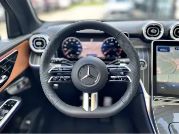 Mercedes-Benz GLC 300 4M AMG Night Distr AHK Burm3D