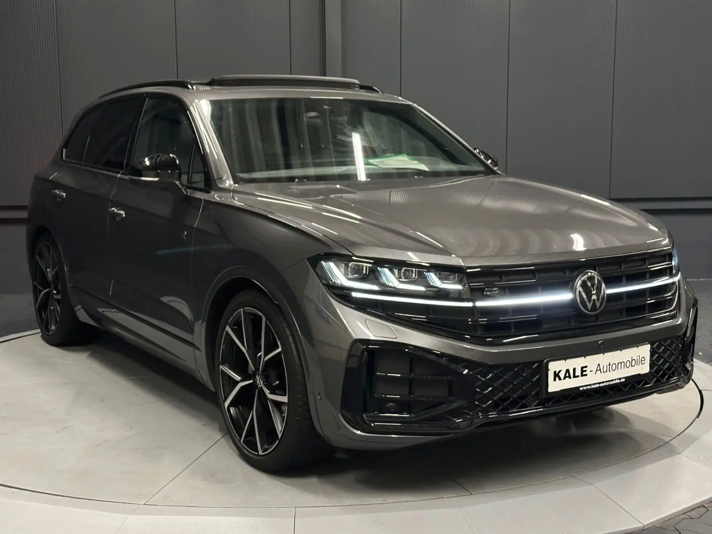 Touareg R-Line 4Motion Black Style 22Zoll PANORA