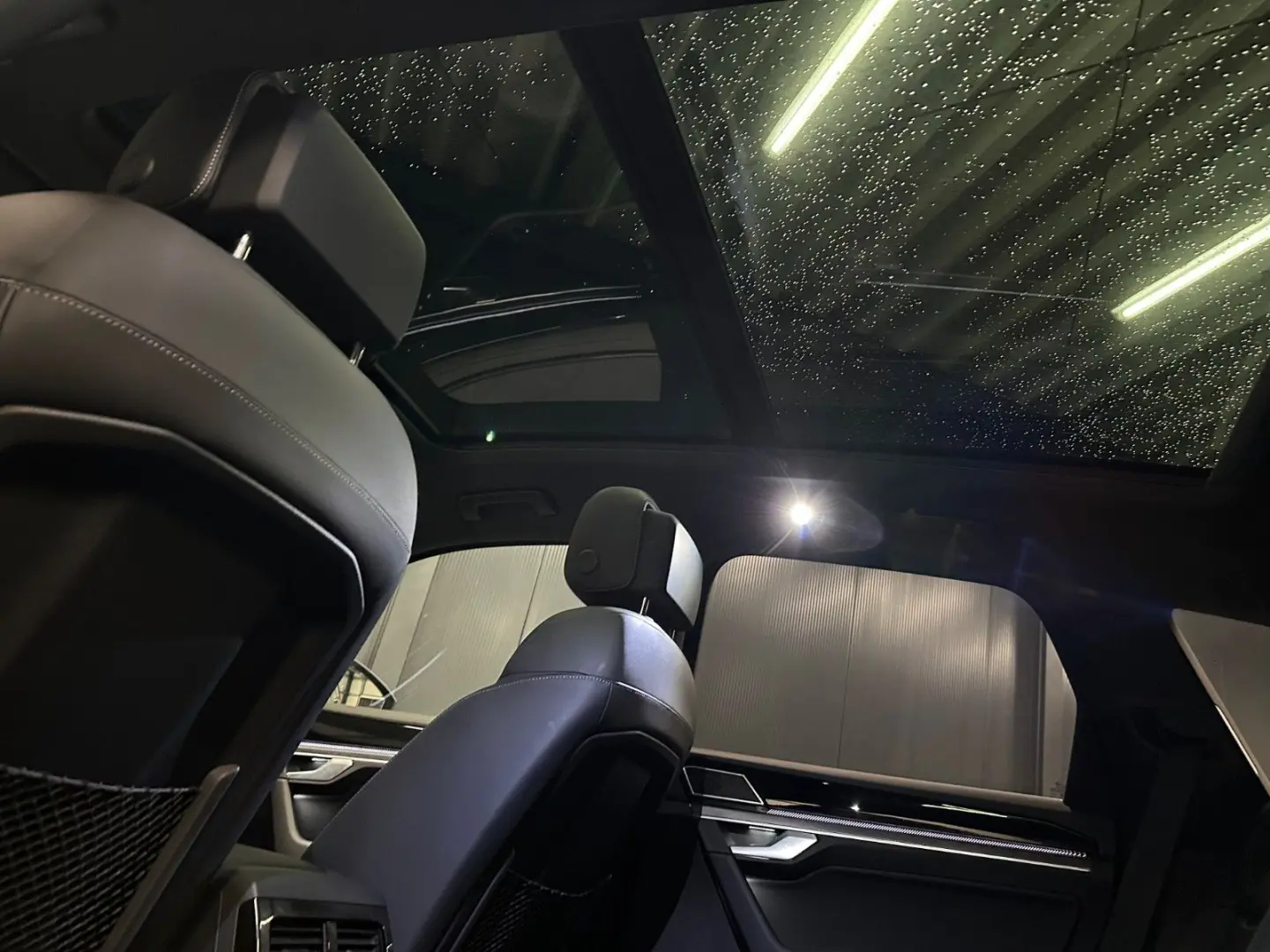 Touareg R-Line 4Motion Black Style 22Zoll PANORA