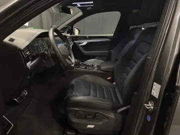 Touareg R-Line 4Motion Black Style 22Zoll PANORA