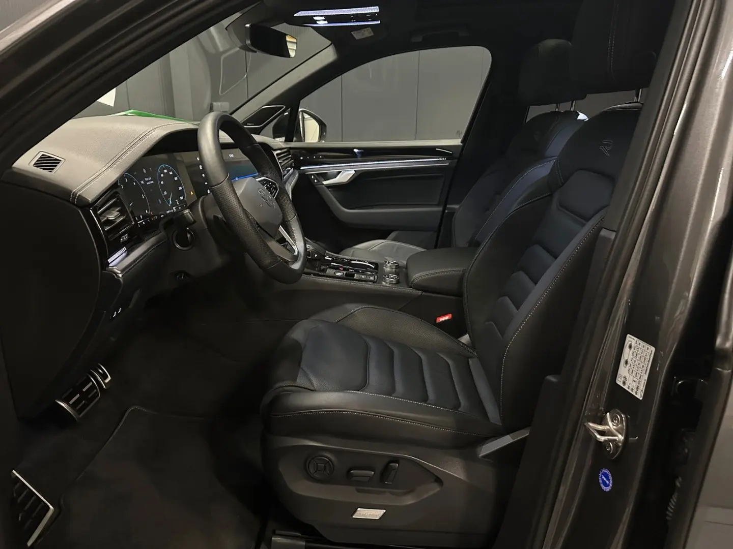 Touareg R-Line 4Motion Black Style 22Zoll PANORA