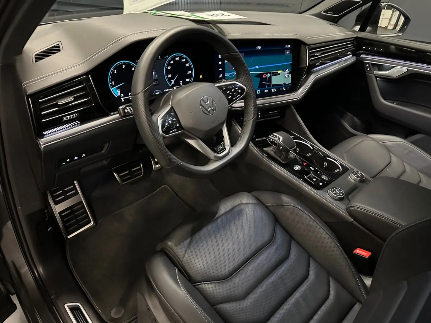 Touareg R-Line 4Motion Black Style 22Zoll PANORA
