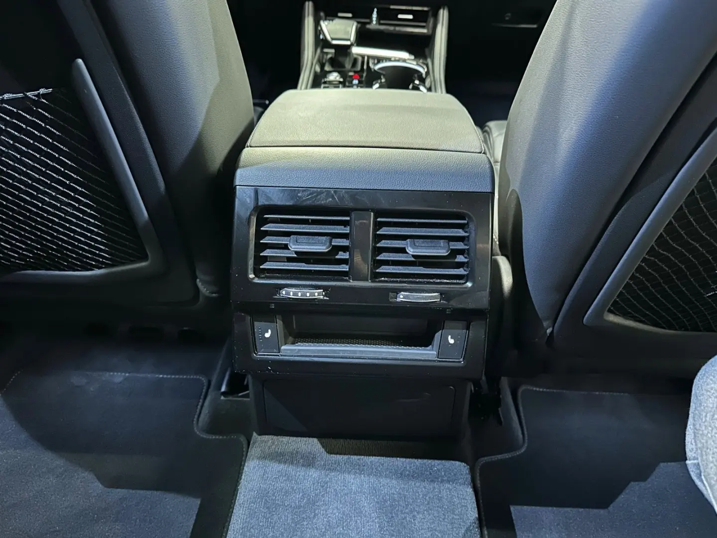 Touareg R-Line 4Motion Black Style 22Zoll PANORA