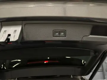 Touareg R-Line 4Motion Black Style 22Zoll PANORA