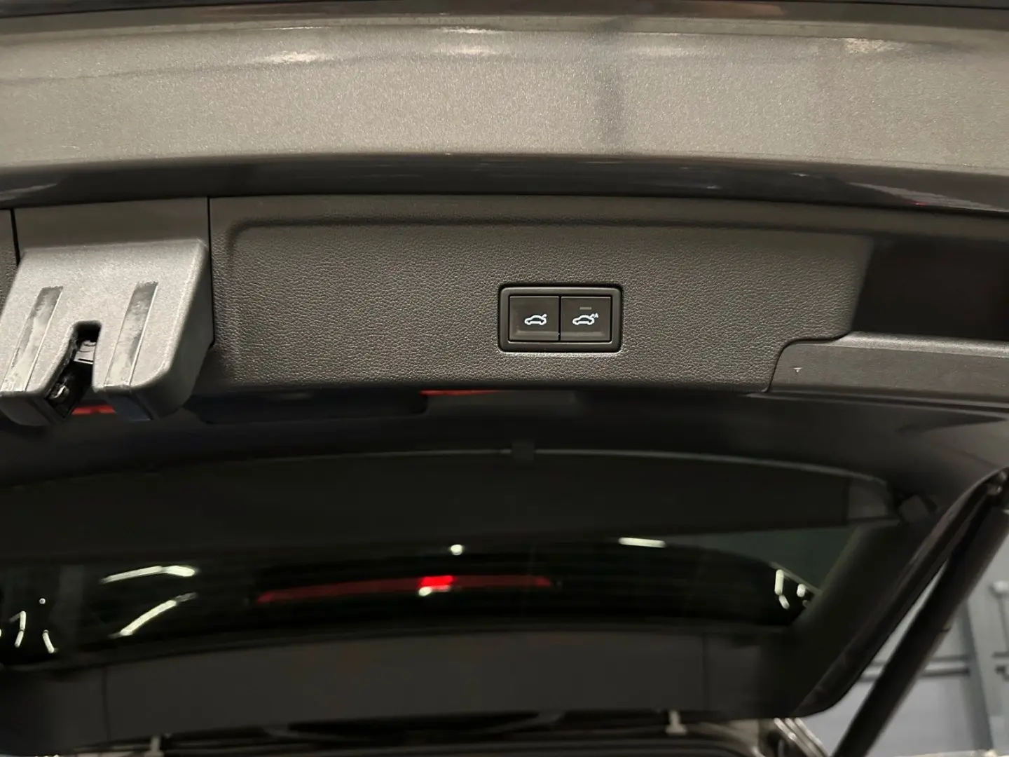 Touareg R-Line 4Motion Black Style 22Zoll PANORA