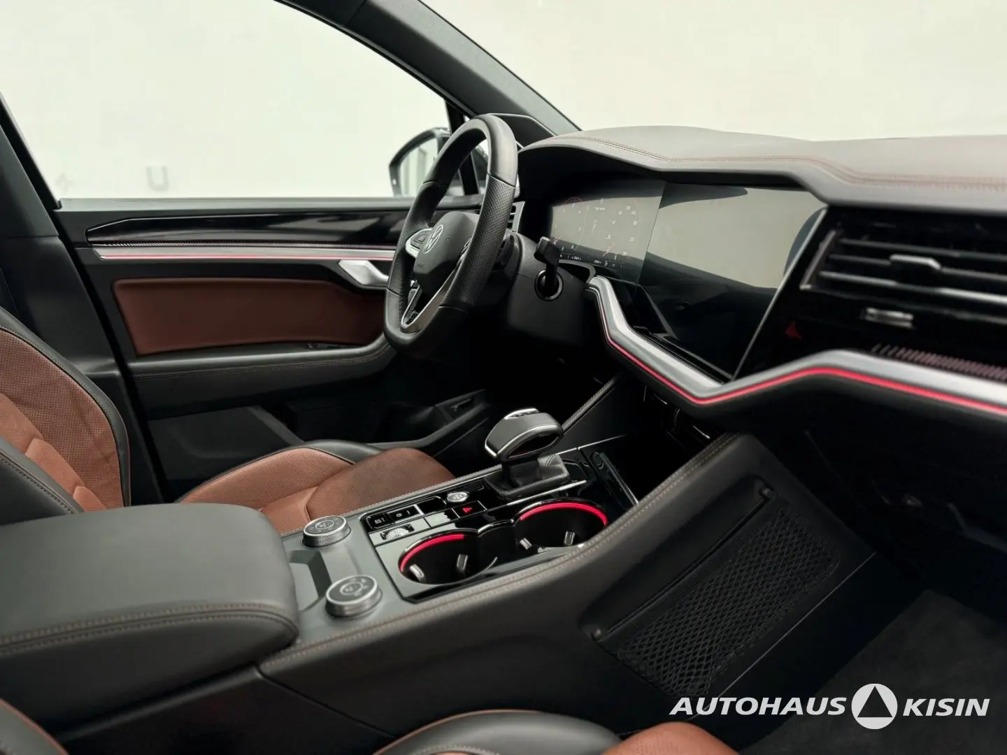 Touareg 3.0 TDI 4M R-Line  AHK HUD PANO LUFTFED.
