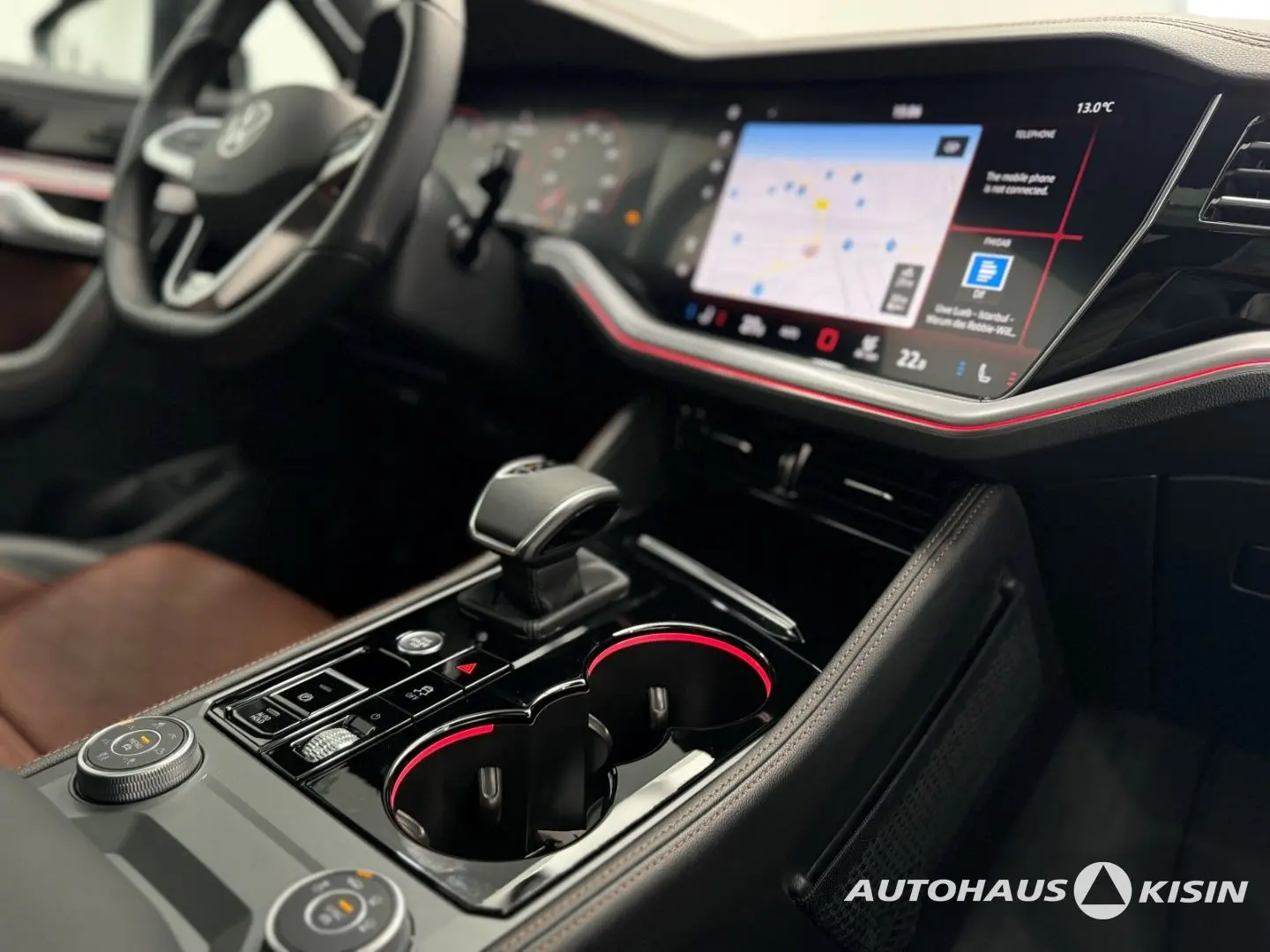 Touareg 3.0 TDI 4M R-Line  AHK HUD PANO LUFTFED.