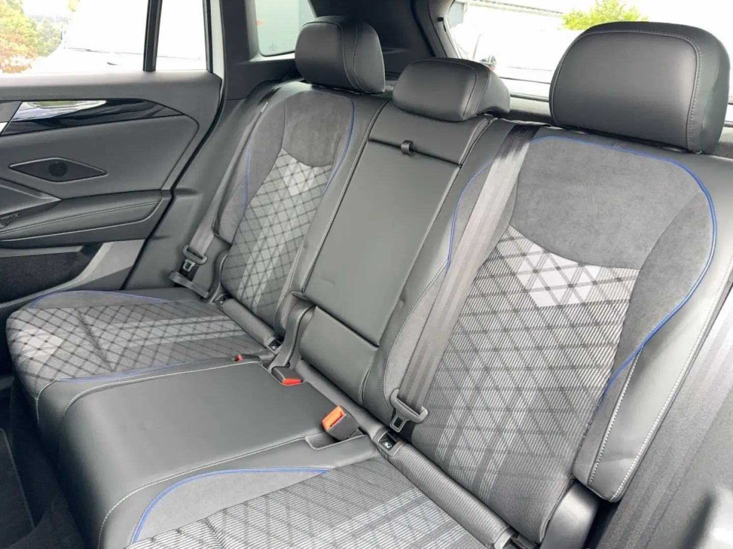 Tiguan der Neue R-Line TDi 4Motion Akustikvergla