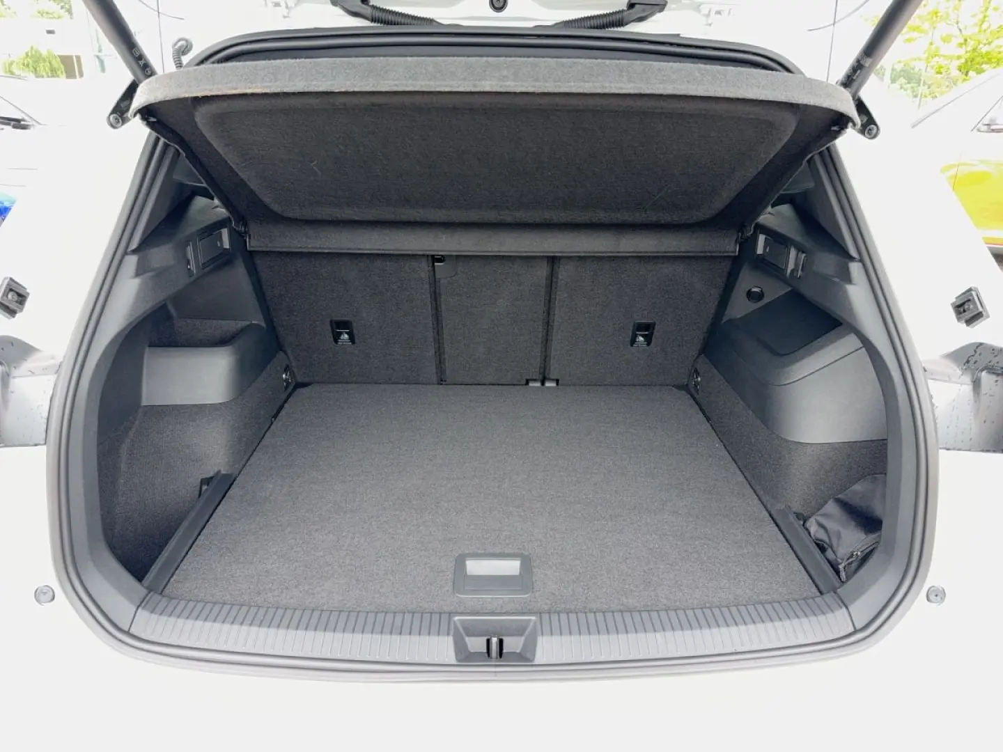 Tiguan der Neue R-Line TDi 4Motion Akustikvergla