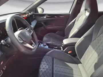 Tiguan 2.0 TDI SCR 4MOTION DSG R-Line  AHK MASSA