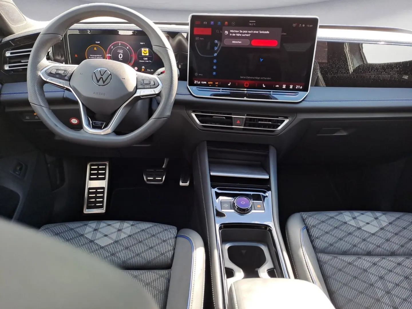 Tiguan 2.0 TDI SCR 4MOTION DSG R-Line  AHK MASSA