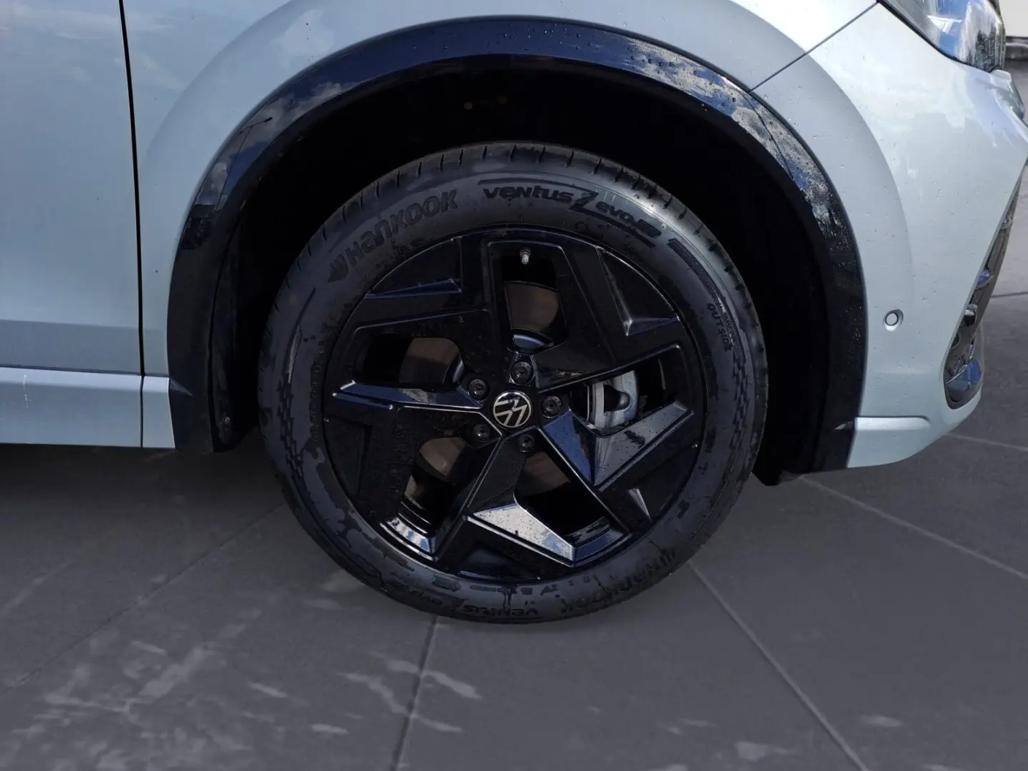 Tiguan 2.0 TDI SCR 4MOTION DSG R-Line  AHK MASSA