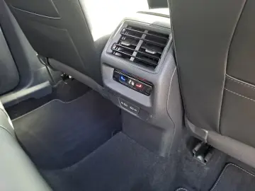 Tiguan 2.0 TDI SCR 4MOTION DSG R-Line  AHK MASSA