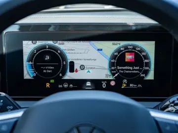 Tiguan 2.0 TDI DSG 4M R-Line  AHK 360 HUD HK