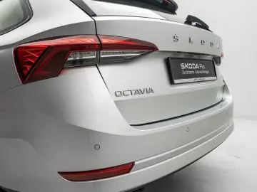 Octavia Combi 1.4 TSI iV Ambition APP NAV LED