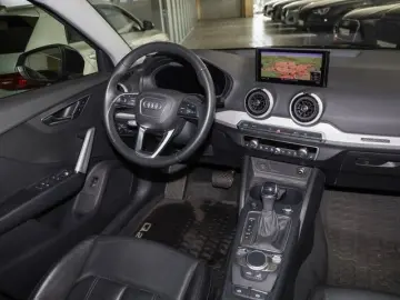 Q2 35 TDI quattro Advanced ACC Leder Kamera PDC