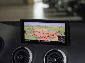 Q2 35 TDI quattro Advanced ACC Leder Kamera PDC