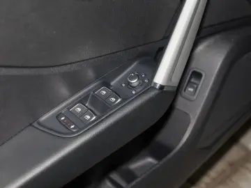 Q2 35 TDI quattro Advanced ACC Leder Kamera PDC