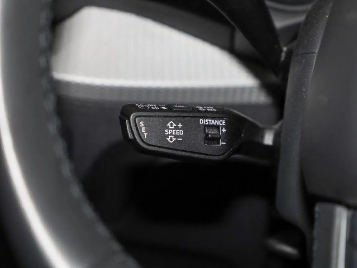 Q2 35 TDI quattro Advanced ACC Leder Kamera PDC
