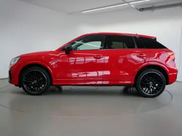 Q2 40 TFSI quattro S tro. S line LED virt. Cock.