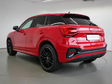 Q2 40 TFSI quattro S tro. S line LED virt. Cock.