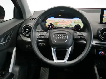 Q2 40 TFSI quattro S tro. S line LED virt. Cock.