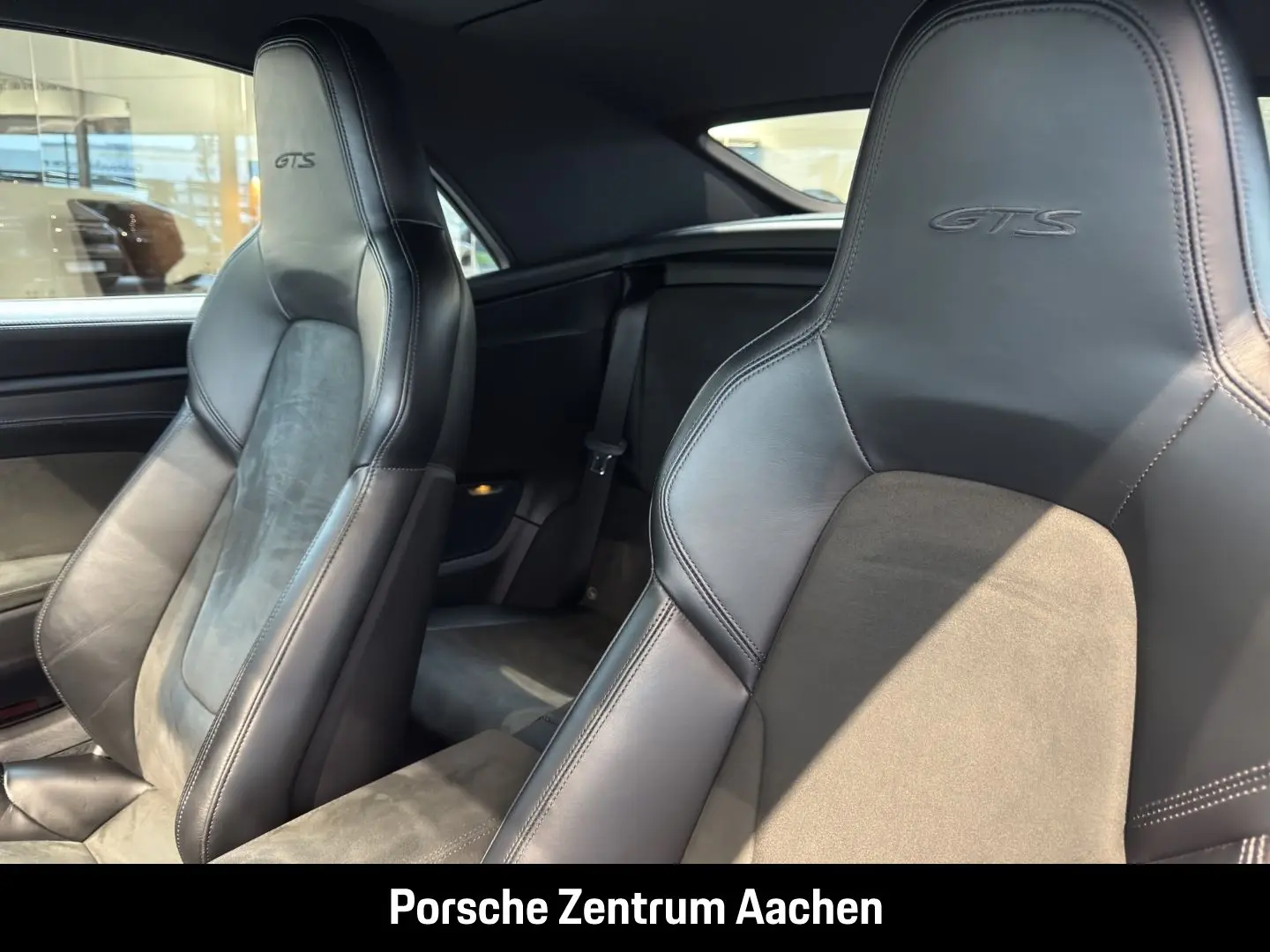 992 911 Carrera GTS Cabriolet InnoDrive BOSE LED